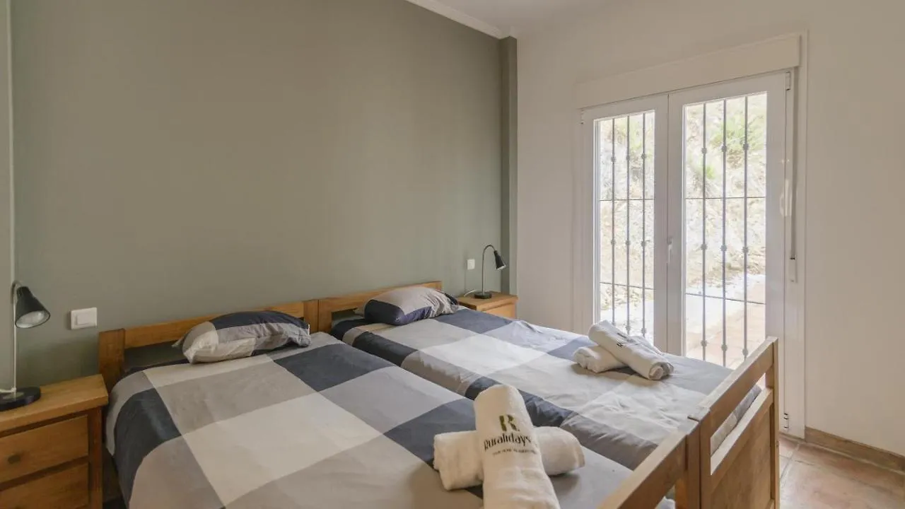 Villa Las Reinas Arenas By Ruralidays Arenas (Malaga)