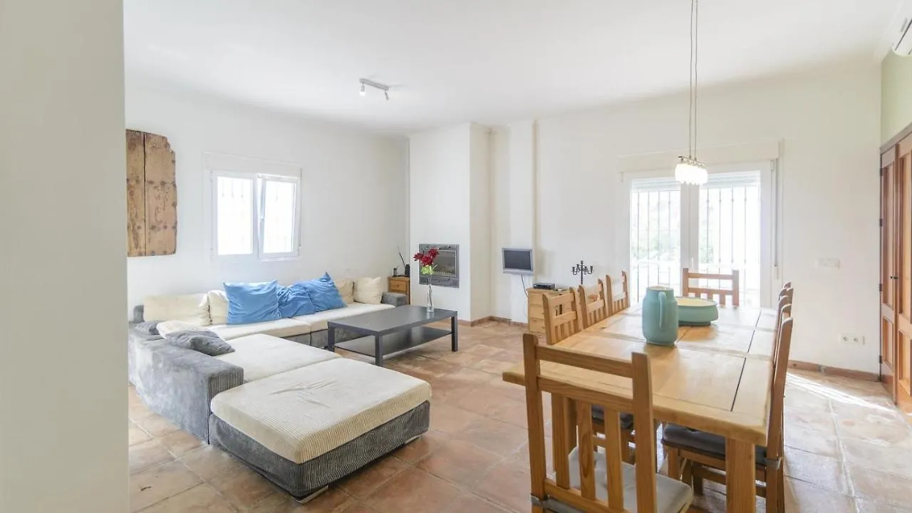 Villa Las Reinas Arenas By Ruralidays Arenas (Malaga)